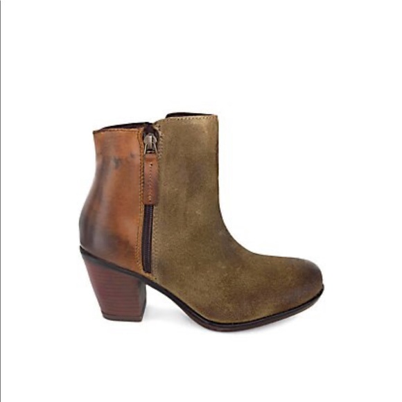 NWB ROAN® Lina Block Heel Booties - Picture 13 of 16